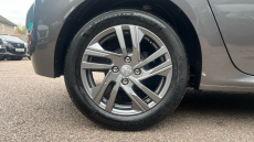 Peugeot 208 1.2 PureTech Active Premium 5dr Petrol Hatchback